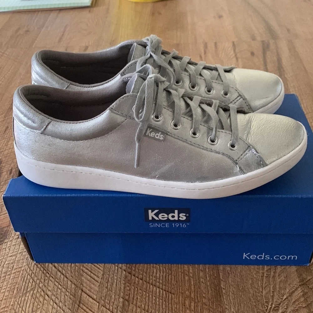 Keds metallic silver sneakers. - Picture 2 of 5